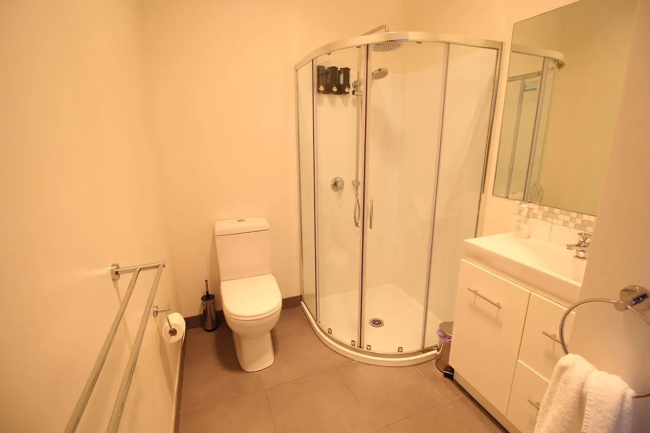 הובארט Trinity Hill Apartments